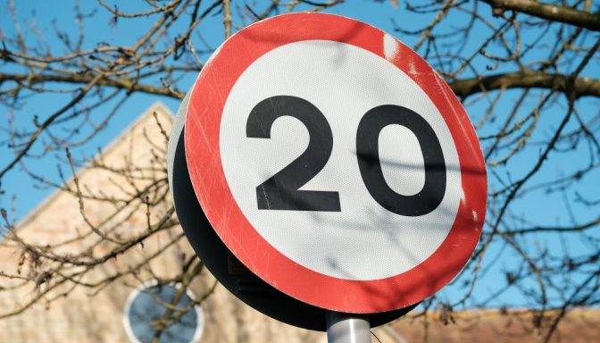 20mph zone sign 2